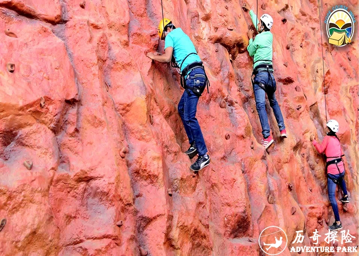 攀岩墙 旅游景区户外大型攀岩板 青少年成人人工攀爬 攀岩墙厂家定制